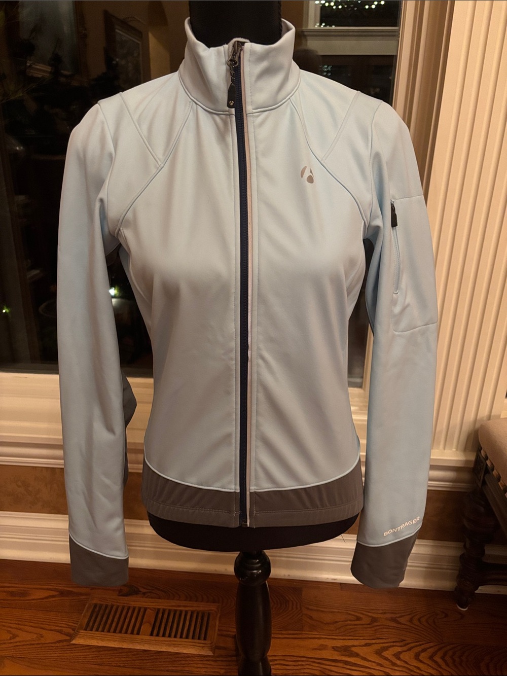 Bontrager zippered jacket